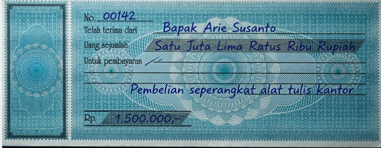 6. Contoh Kuitansi Pembayaran atas Pembelian ATK Kantor